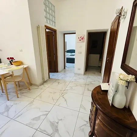 Flowers In Apartment Rom