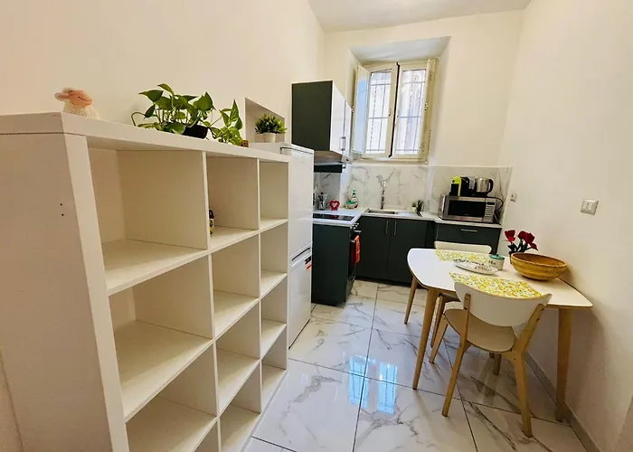 Flowers In דירה רומא